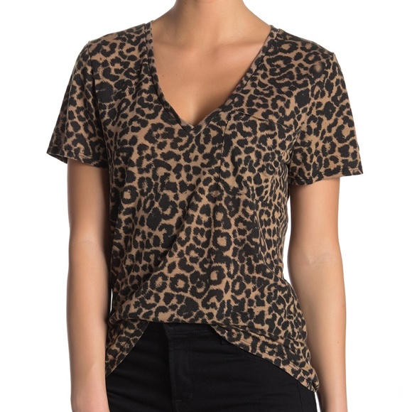 Socialite Tops - Socialite Leopard Short Sleeve Pocket T-Shirt